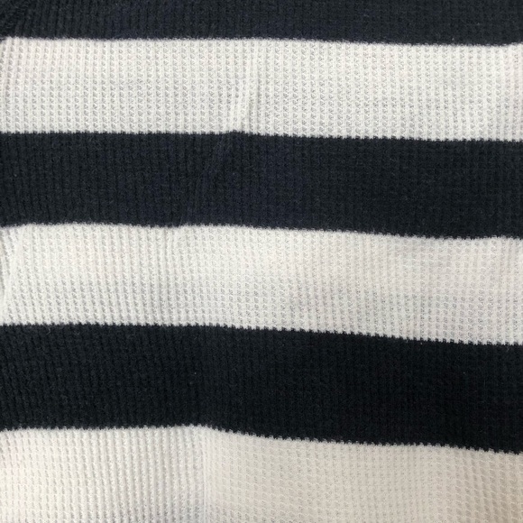 SOLD! Black and White Gap Long Sleeve Shirt, S - Picture 2 of 3